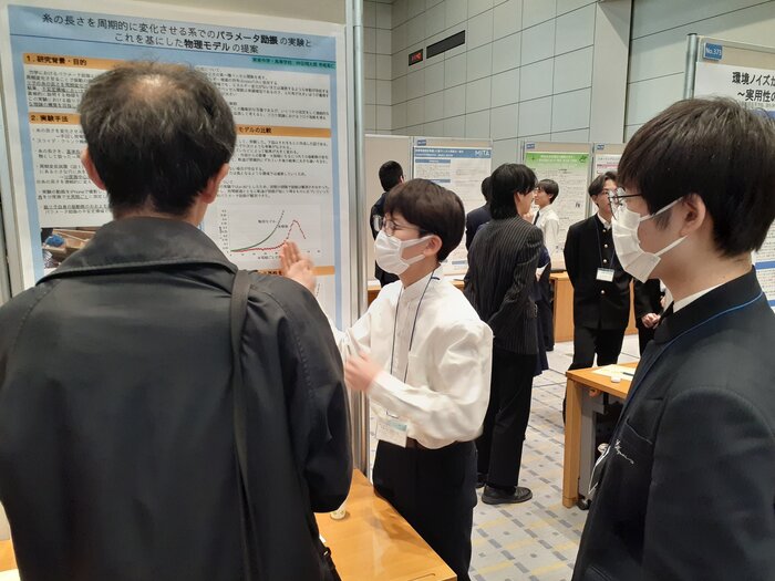 つくばScience Edge2026 ポスター発表(中3 仲田君・寺﨑君) 2026.3.28.jpg