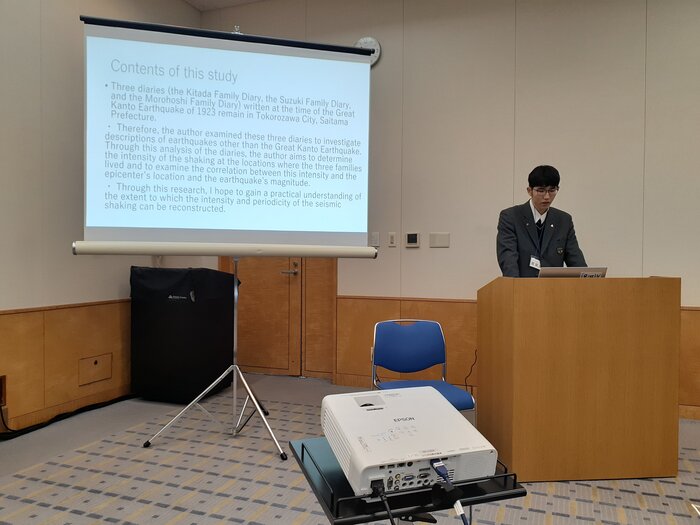 つくばScience Edge2026 口頭発表(高校2年 徳田君) 2026.3.27 (2).jpg